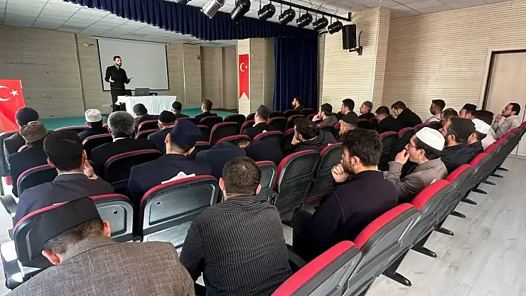 Van İl Sağlık Müdürlüğü'nden Bahçesaray Müftülüğü Personeline Madde Bağımlılığı Eğitimi