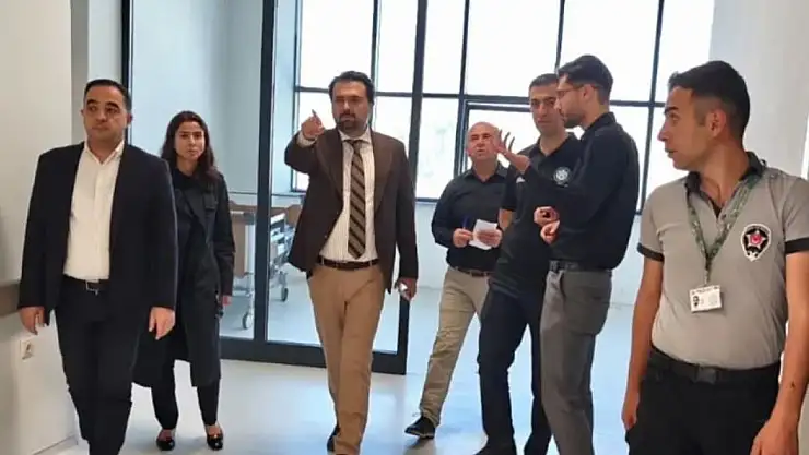 Van İl Sağlık Müdürü Çaldıran Devlet Hastanesini Ziyaret Etti