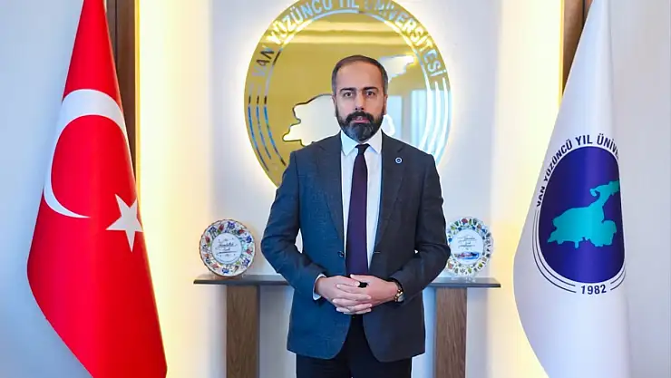Van'ın kurtuluşunun 107. yılında Rektör Şevli'den anlamlı mesaj