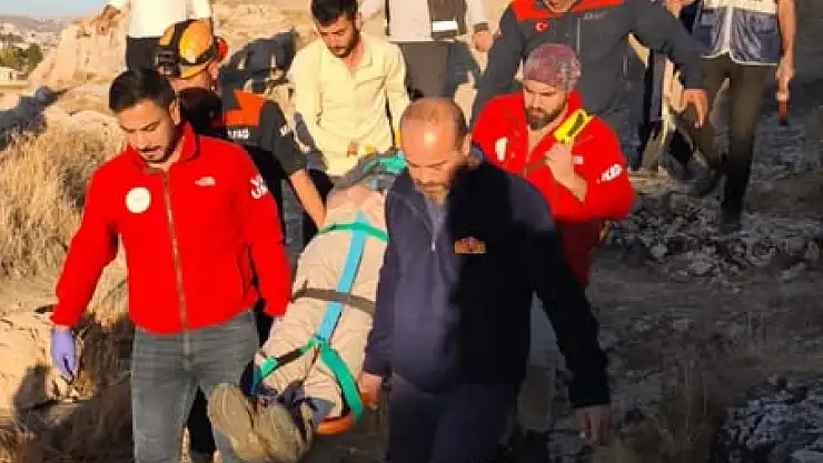 Van Kalesi'nde Kurtarma Operasyonu: Alman Turist UMKE ve 112 Ekipleri Tarafından Kurtarıldı