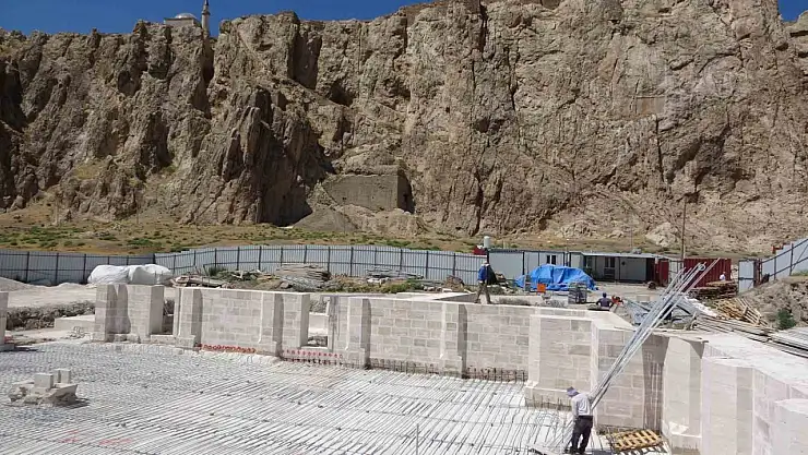 Van Ulu Cami Restore Ediliyor: 750 Yıllık Tarihi Eser Yeniden Görkemli Haline Kavuşacak