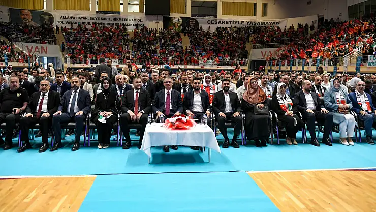 Van Valisi Ozan Balcı, TÜGVA Van 5. Olağan Kongresi'ne Katıldı