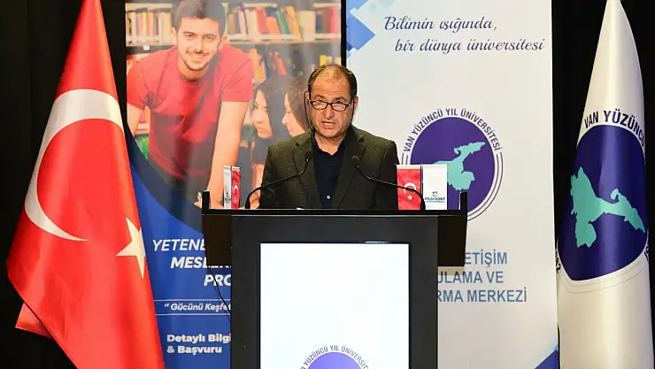 Van YYÜ'de Yetenek Kazanımı ve Mesleki Gelişim Projesi Etkinliği Düzenlendi
