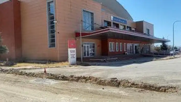 Yakutiye Curling Salonu Yenilendi: Seyirci Kapısı ve Sporcu Soyunma Odaları Modernize Edildi