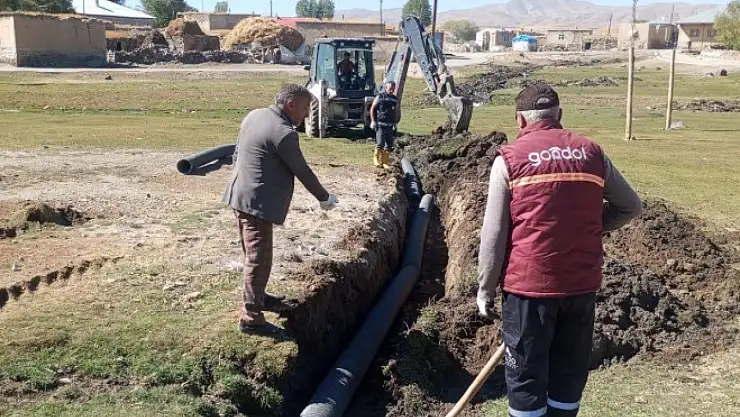 Yanal Mahallesi'nde Altyapı Çalışmaları Hız Kesmeden Devam Ediyor