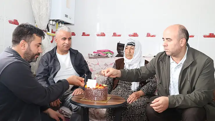 'Yaşlılarımız en değerli hazinemizdir' mesajı Doğubayazıt'tan verildi