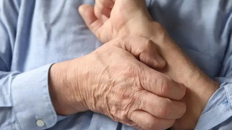 Yaz aylarında stres zona riskini artırabilir