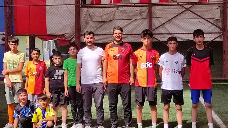 Yaz Kur'an Kursu öğrencileri sahada dostluğu pekiştirdi