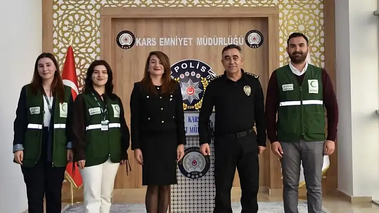 Yeşilay Kars'tan Emniyet Müdürü Tombul'a Hoş Geldiniz Ziyareti