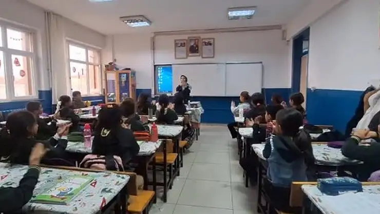 Yeşilay Van'dan Miniklerle Anlamlı Buluşma