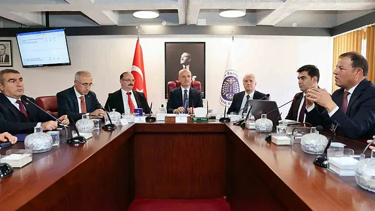 YÖK Başkanı Özvar, Atatürk Üniversitesi Senato toplantısında bilim ve yenilik vurgusu yaptı