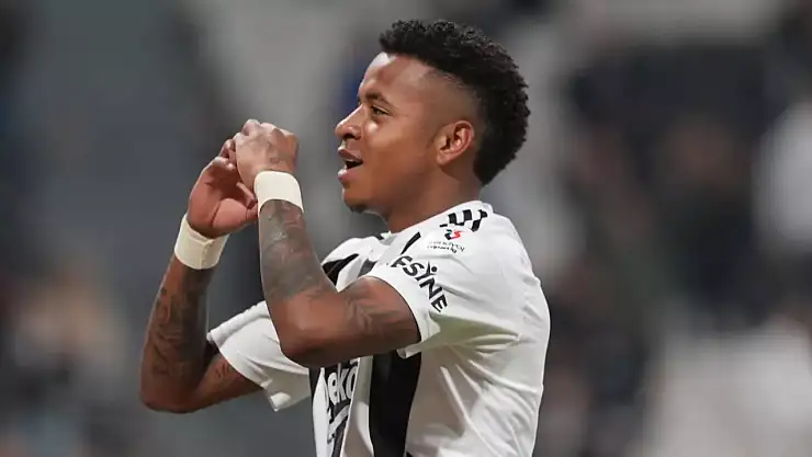 Yollar Ayrılıyor mu? Keny Arroyo'dan Duygusal Veda Paylaşımı