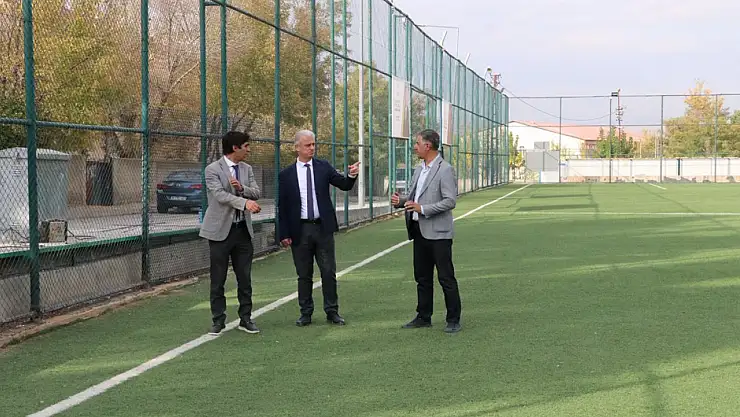 Zafer Mahallesi Sentetik Sahası'nda İnceleme