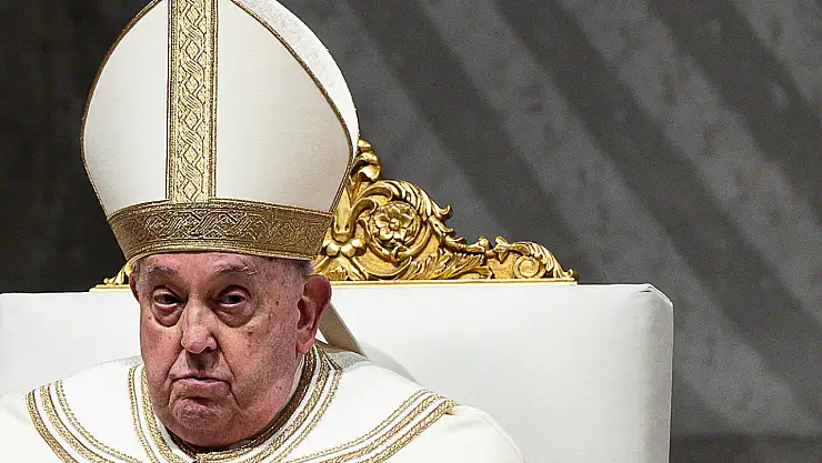 Zatürre teşhisi konulan Papa Francis'ten yeni haber