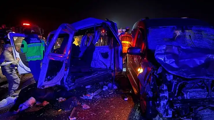 Zincirleme Kaza: 3 Ölü, 6 Yaralı!