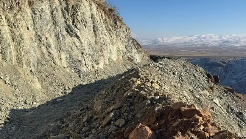 10 Bin Dönüm Arazi Suyla Buluşuyor