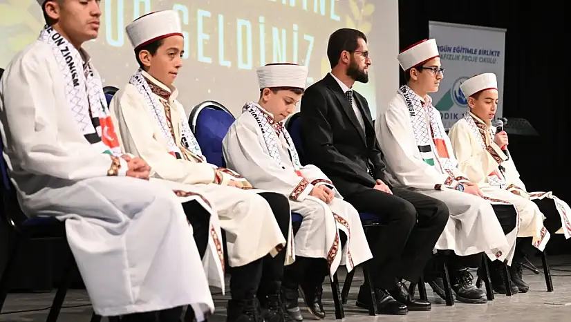 71 Öğrenciye Hafızlık Belgesi Takdim Edildi