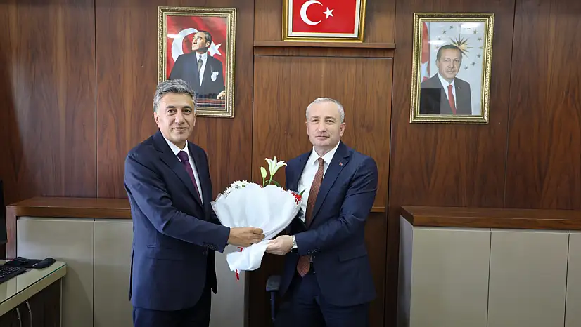 Abdulhaluk Çakan Ağrı İl Milli Eğitim Müdürü olarak görevine başladı