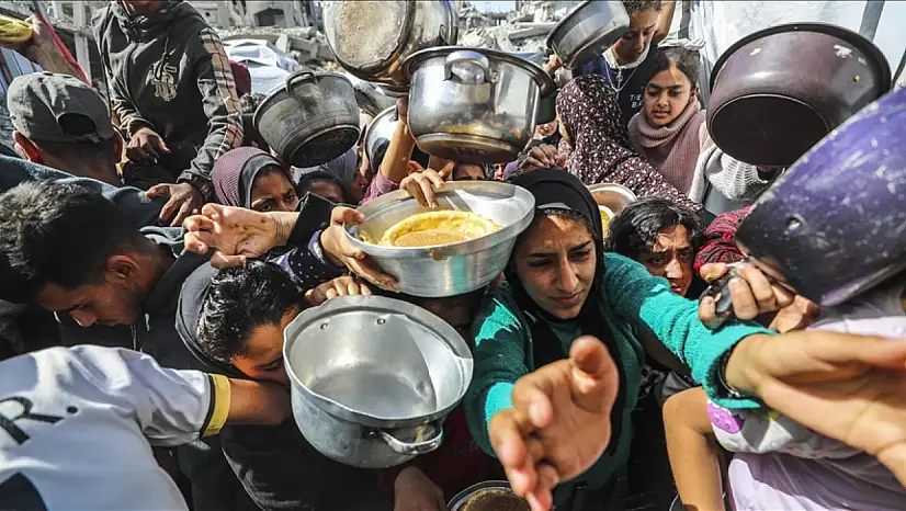 Abluka altındaki Gazze'de sivil düzen çöküyor