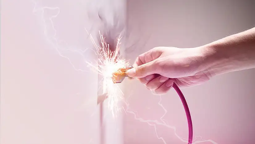 Ağrı'da elektrik akımına kapılan genç hayatını kaybetti