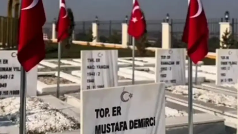 Ağrı'da gençler vatan uğruna can verenleri unutmadı