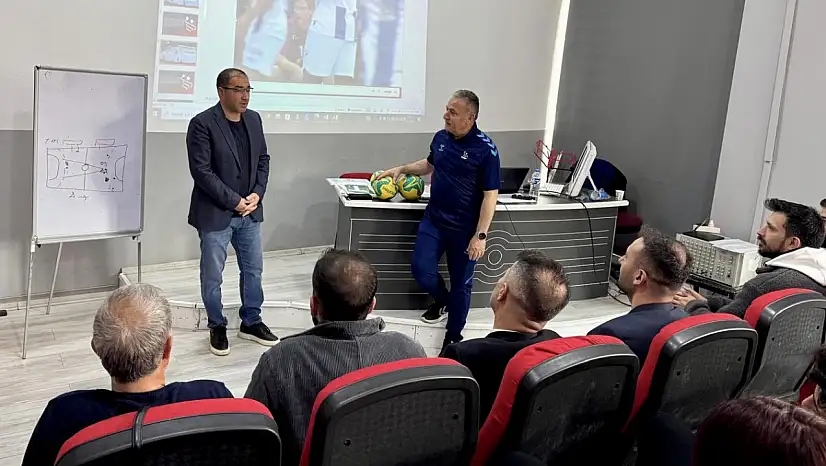 Ağrı'da Hentbol Aday Hakem ve Gözlemci Kursuna yoğun ilgi