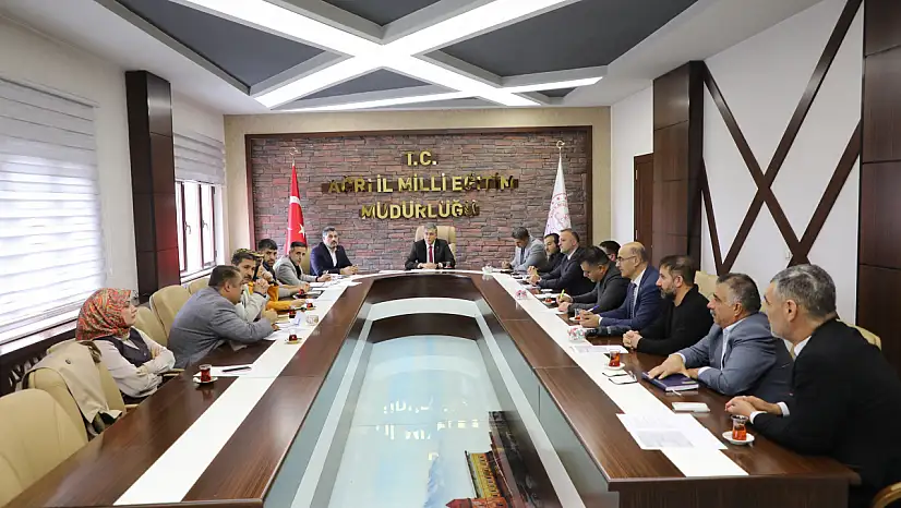 Ağrı'da imam hatip okullarının eğitim kalitesi masaya yatırıldı