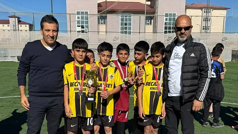 Ağrı'da okul sporları il birinciliği sona erdi, şampiyonlar belli oldu