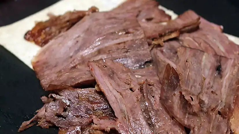 Ağrı'da Şubesi Var! O Zincir Markette Kampanyalı Satılan Dönerden At ve Eşek Eti Çıktı