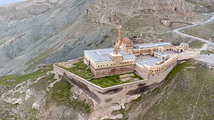 Ağrı turizmde yeni döneme hazırlanıyor: Doğa, tarih ve şifa aynı rotada buluşuyor