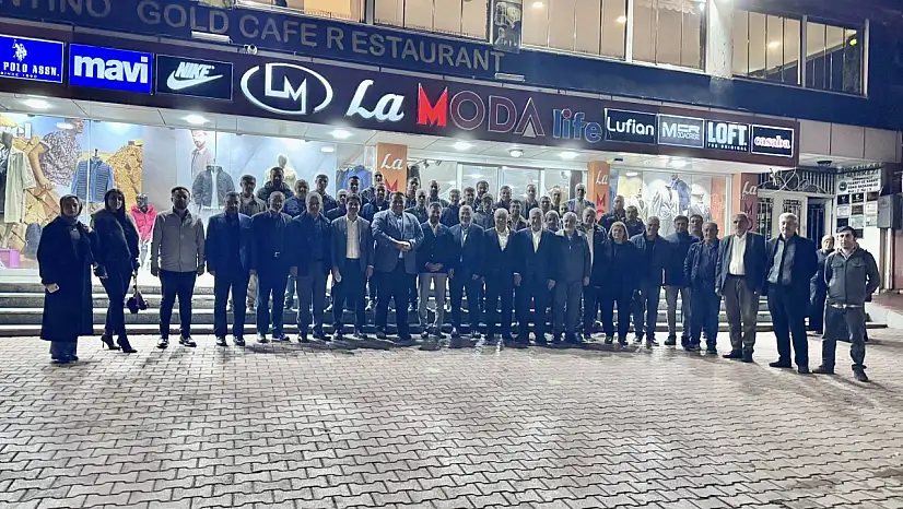 AK Parti heyeti, Doğubayazıt'ta mahalle ve köy başkanlarıyla bir araya geldi