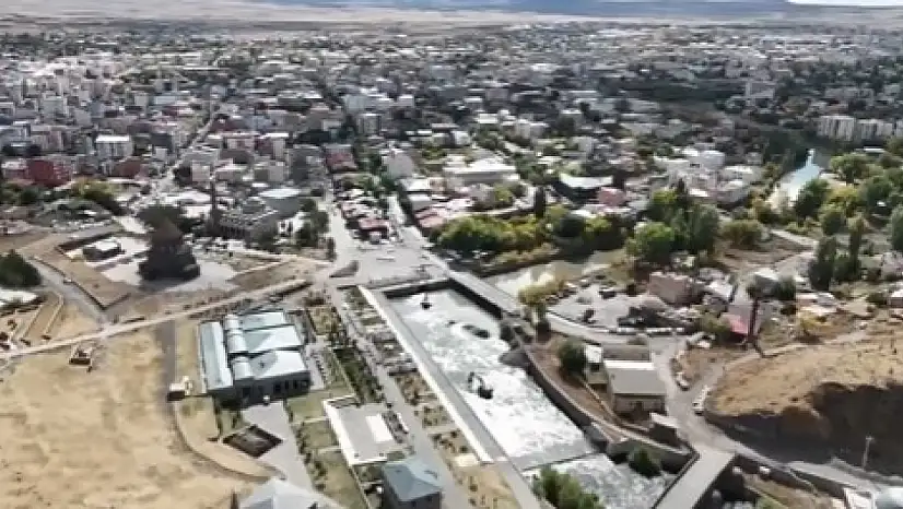 Arpaçay Koçköy Barajı Sulaması Projesinde Çalışmalar Hız Kesmeden Sürüyor