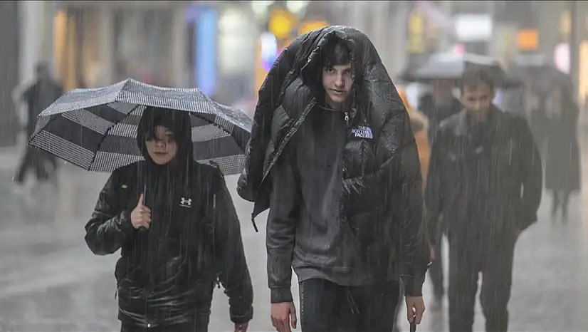 Batı Karadeniz'de fırtına, Doğu ve Güneydoğu'da kar alarmı