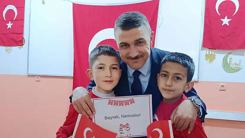 Bayrak sevgisi teması Patnos'ta öğrencilerle buluştu