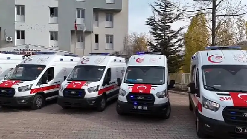 Bitlis'in Acil Sağlık Ağı 7 Yeni Ambulansla Güçlendi