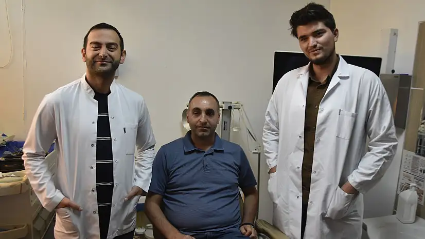 Bitlis'te bir ilk: Gözyaşı kanalındaki tıkanıklık burundan girilerek tedavi edildi