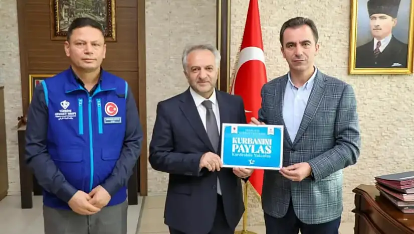 Bitlis Valisi Ahmet Karakaya'dan 2025 Yılı Vekâlet Yoluyla Kurban Bağışı