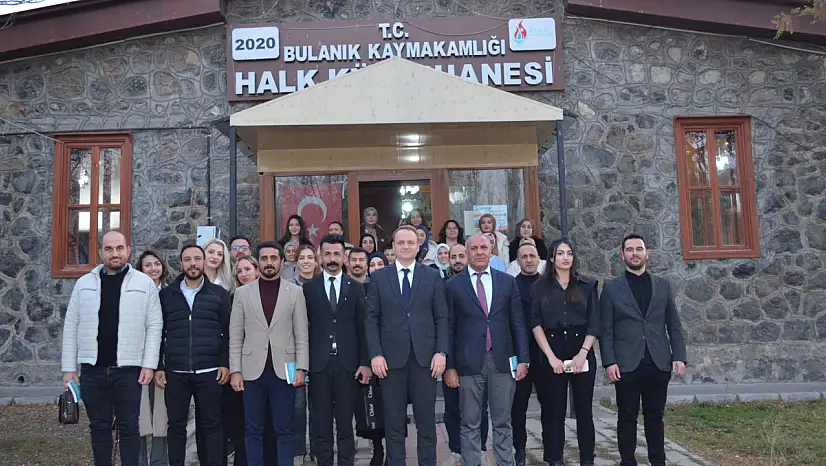Bulanık'ta Kütüphane Buluşmaları Kapsamında Öğretmenlerle Anlamlı Söyleşi