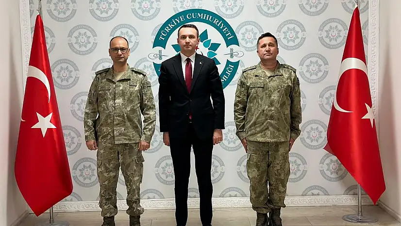 Çaldıran'da Komutan Değişimi: Ömer Doğan'dan Barış Akbaş'a Geçiş Süreci Başladı