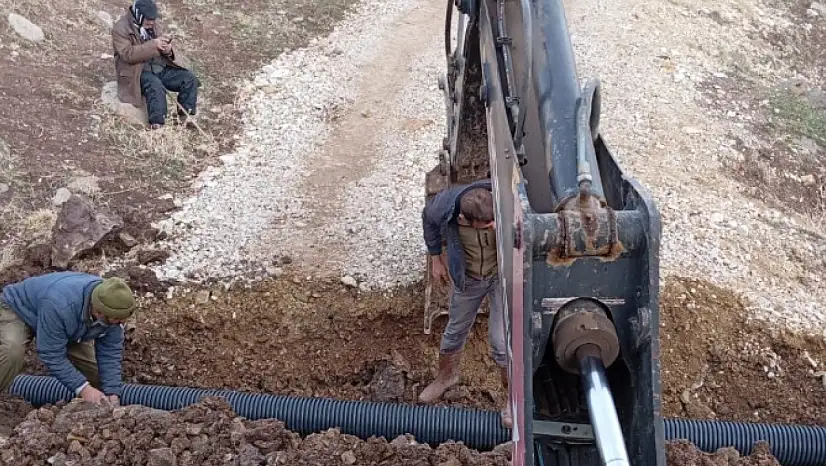 Çat Belediyesi Altyapı Çalışmalarını Sürdürüyor