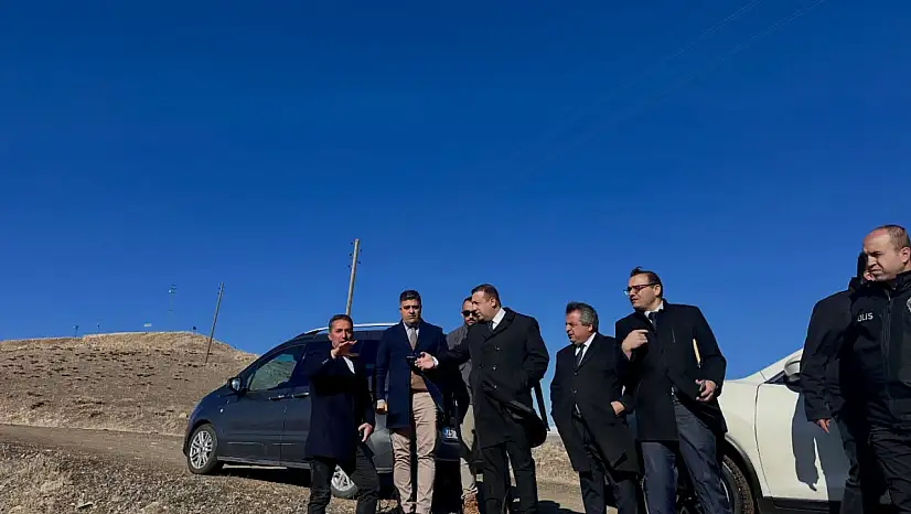 Çat'ta Ahır Yeri Sorununa Çözüm İçin Hazine Arazilerinde Yer Tespiti Yapıldı