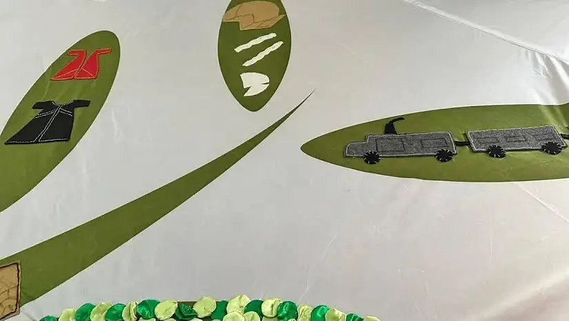 CHP Kadın Kollarından Anlamlı Çalışma: Önce Hürriyet, Önce Adalet Bayrağı İBB Binasında Dalgalanıyor