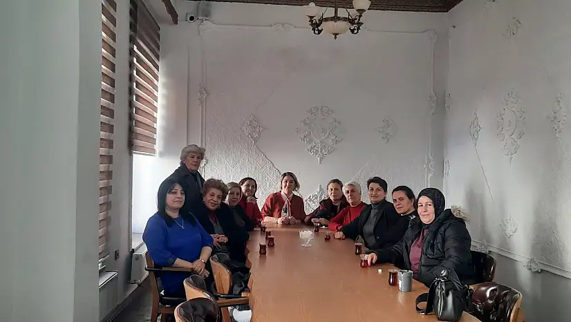 CHP Kars Kadın Kolları Olağan Aylık Toplantısını Gerçekleştirdi