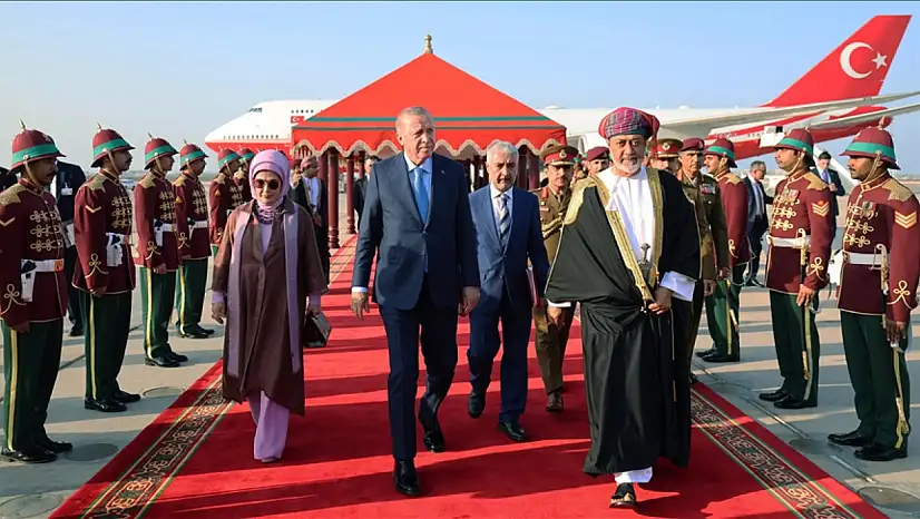 Cumhurbaşkanı Erdoğan, Umman'a resmi ziyaret kapsamında karşılandı