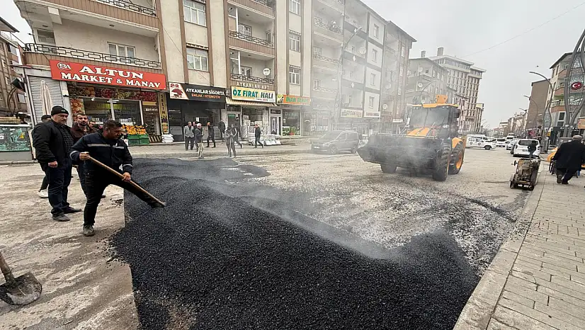 Cumhuriyet Caddesi'nde Kasis Çalışması Tamamlandı