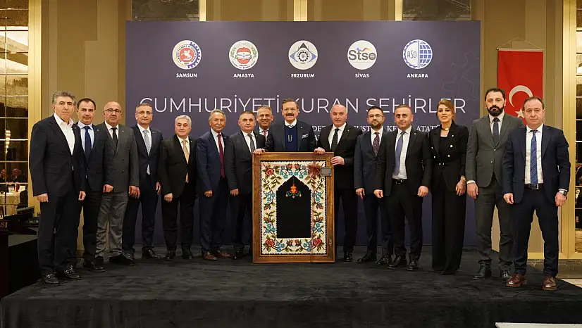 Cumhuriyeti Kuran Şehirler Ankara'da Anlamlı Akşam Yemeğinde Buluştu