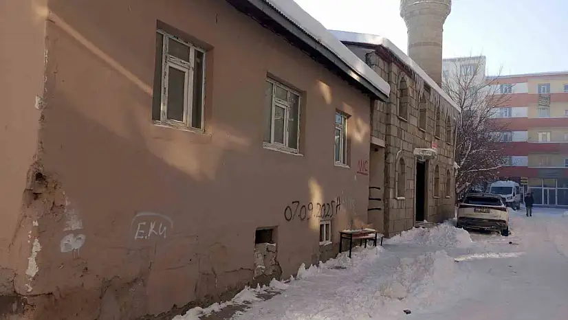 Diyadin'de Merkez Camii abdesthanesi neden kaderine terk edildi?