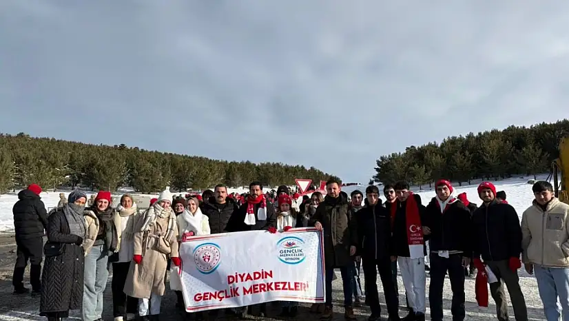 Diyadinli gençlerden Sarıkamış şehitlerine vefa yürüyüşü