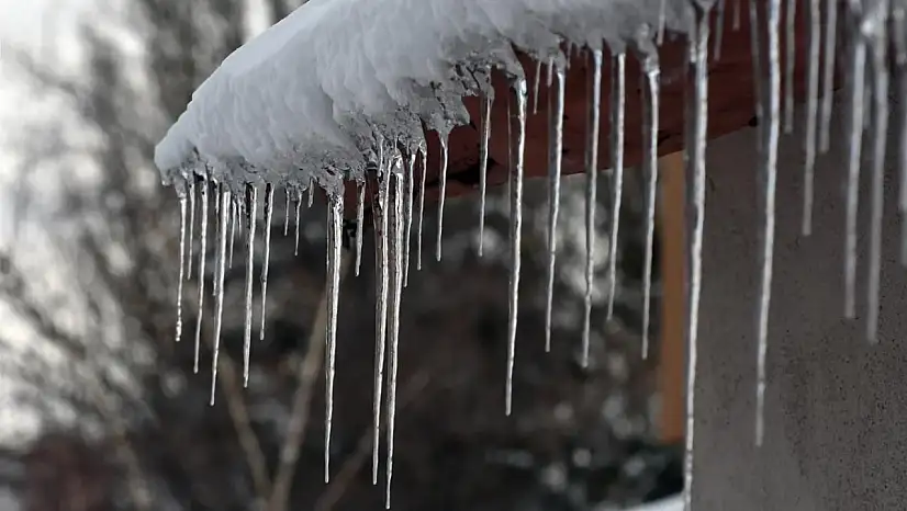 Doğu Anadolu'da soğuk alarmı: Kars ve Ardahan'da sıcaklık eksi 14'e geriledi
