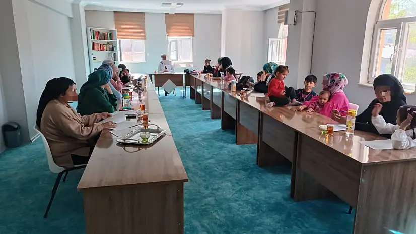 Doğubayazıt'ta 4-6 yaş Kur'an kursunda velilerle eğitim buluşması